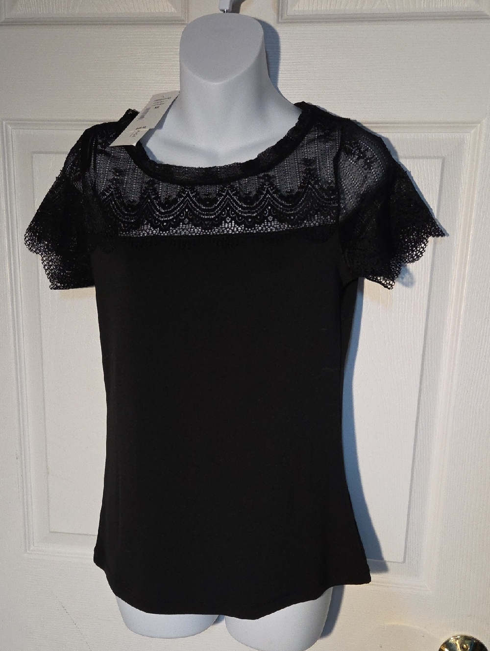 cleo Black Lace Yoke Short Sleeve Tee Sz XS